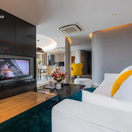 Ben Thanh - Luxury Serviced Apartments Хошимин Екстериор снимка